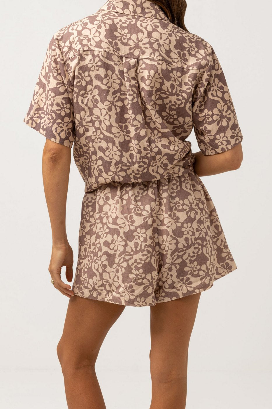 Rhythm - Short Drifter Floral - Chocolate - Mujer