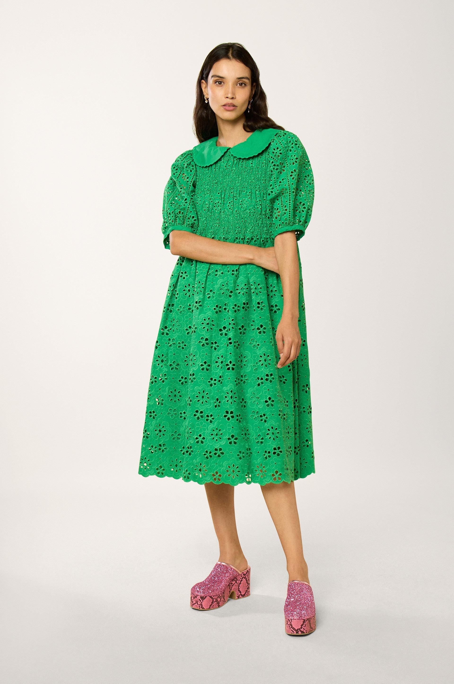 Vestido Midi Bordado - Verde