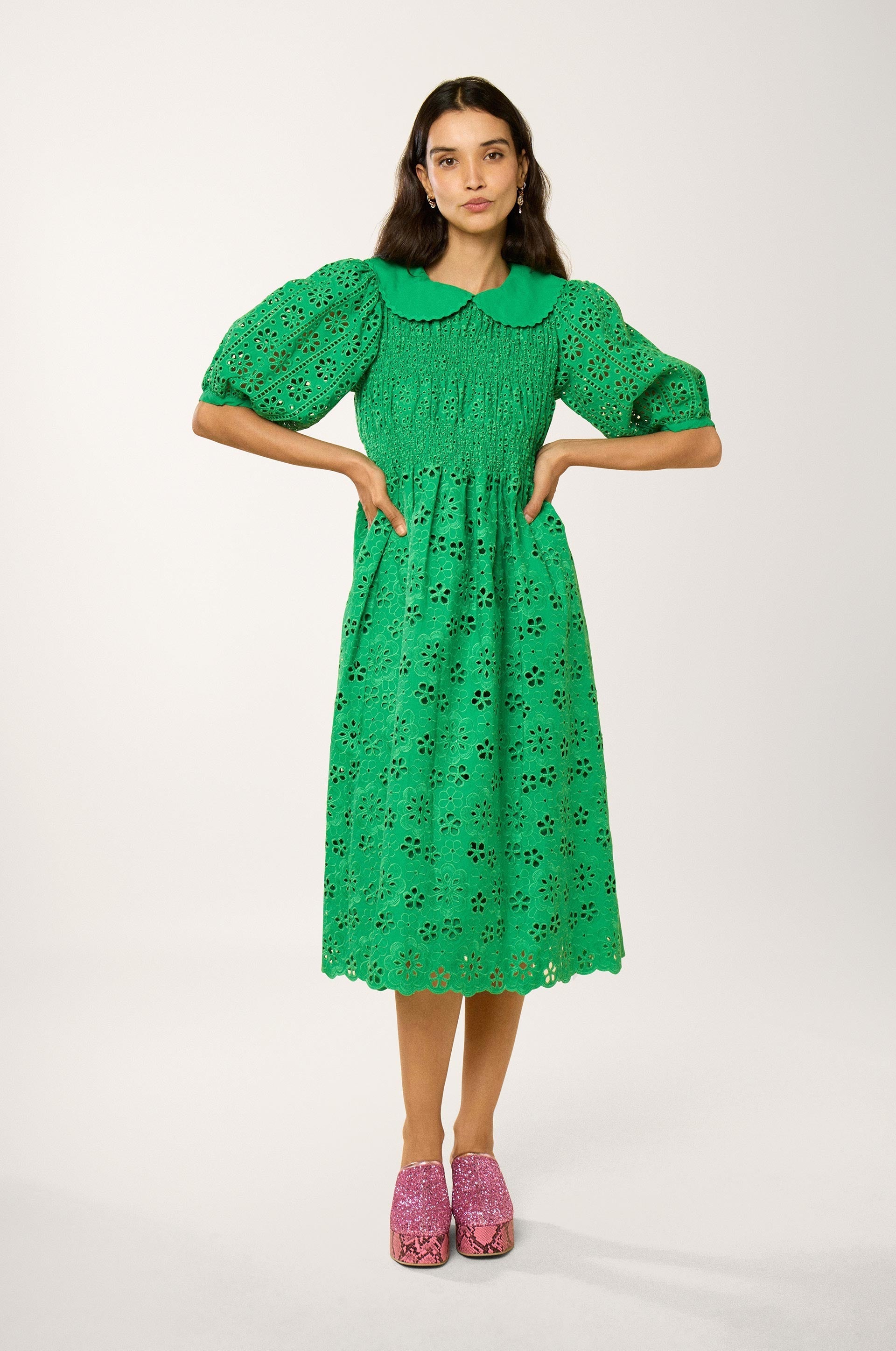 Vestido Midi Bordado - Verde