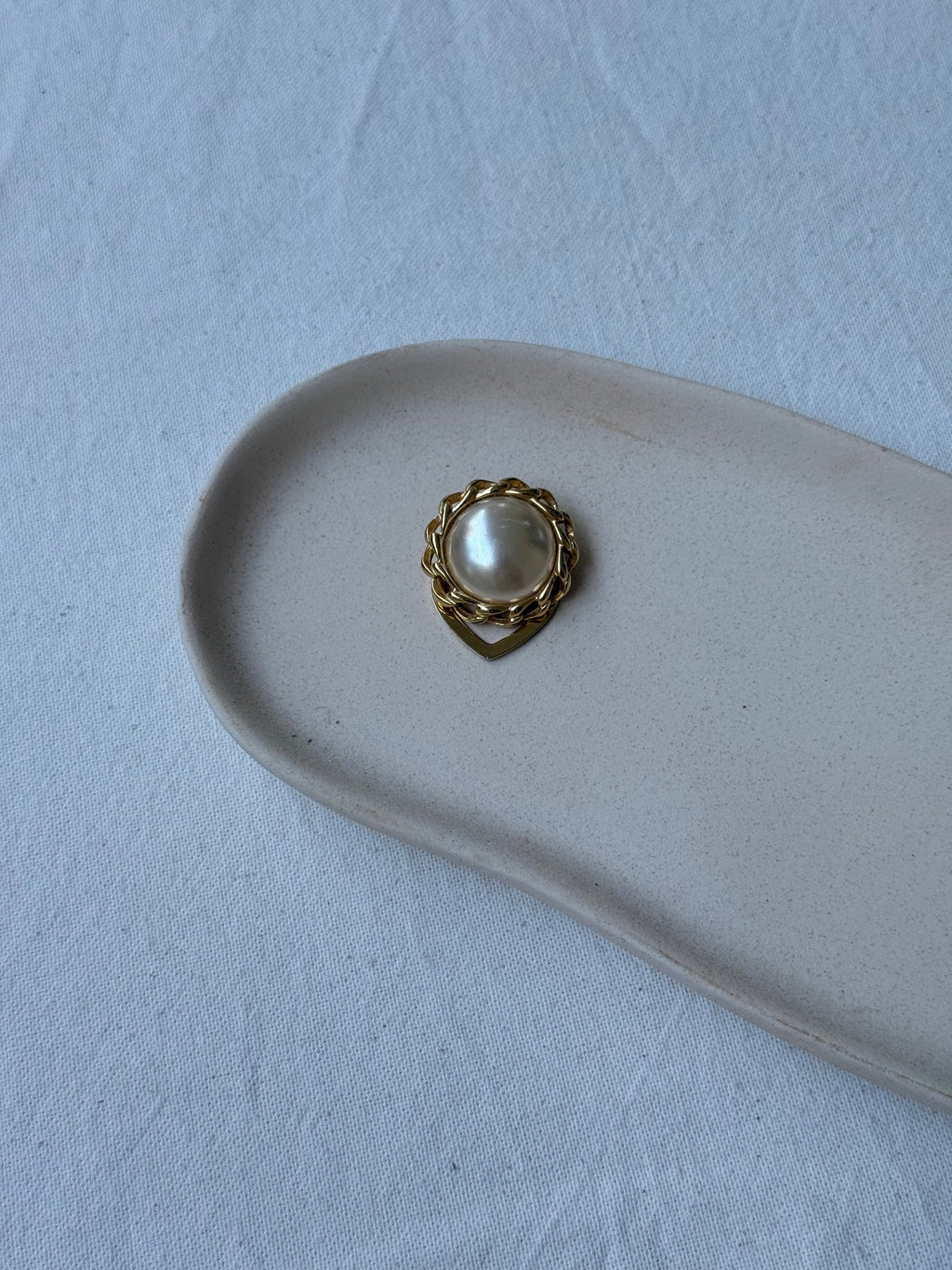 Vintage Scarf Ring - Central Pearl and Gold-Tone Border