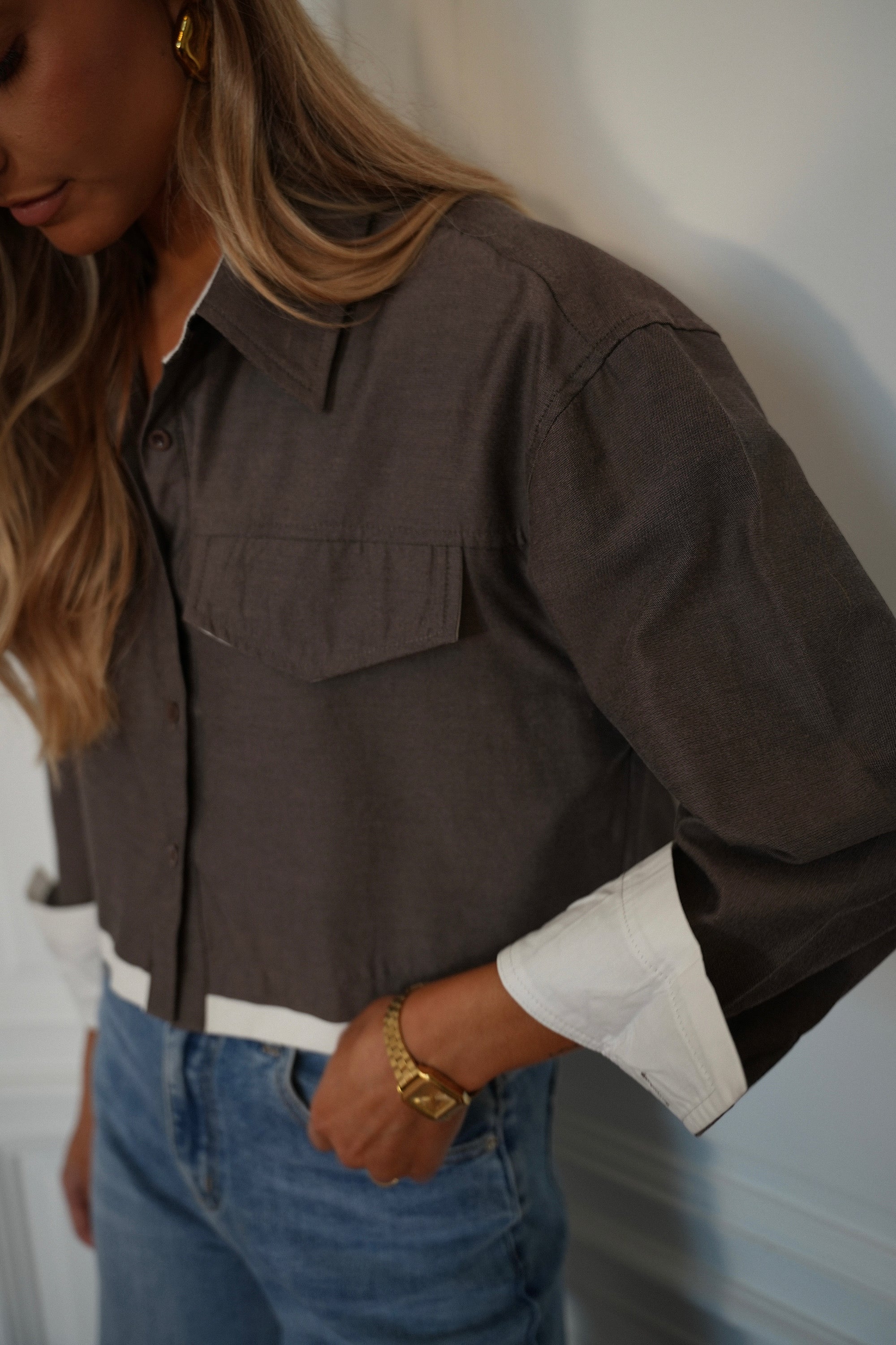 Valencia Taupe - Crop Shirt