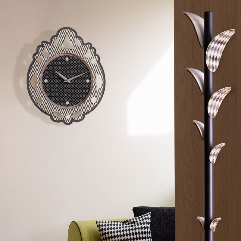 Madame - Horloge Murale - Basic