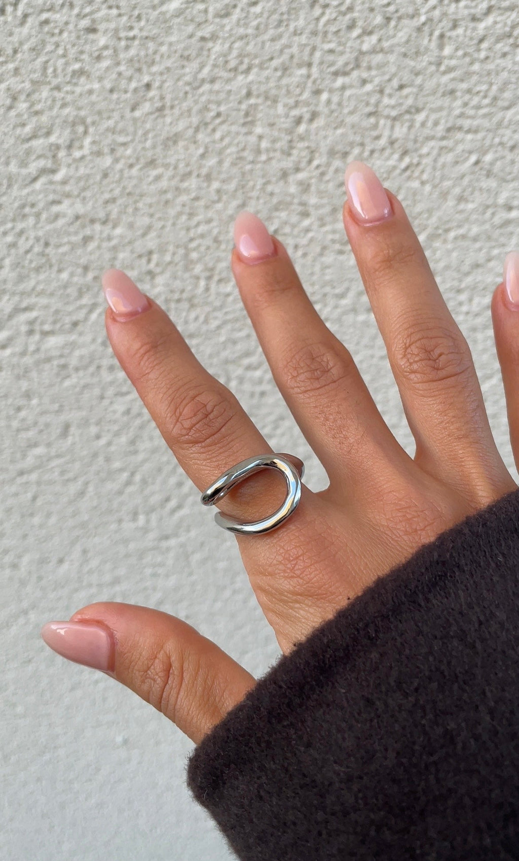 Graphic Collar Ring