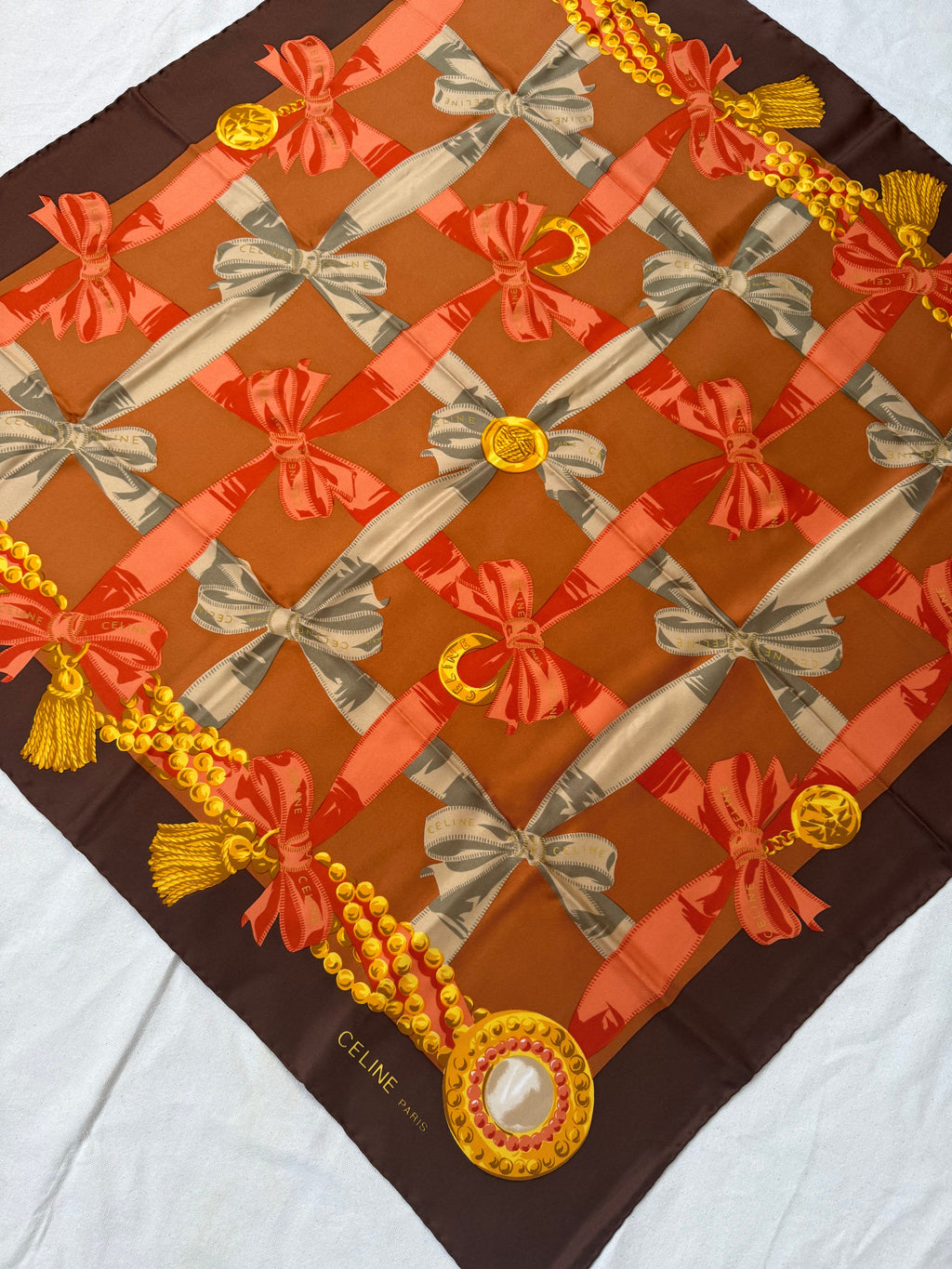 Foulard Céline – Motifs Nœuds