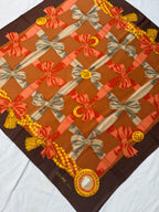 Foulard Céline – Motifs Nœuds