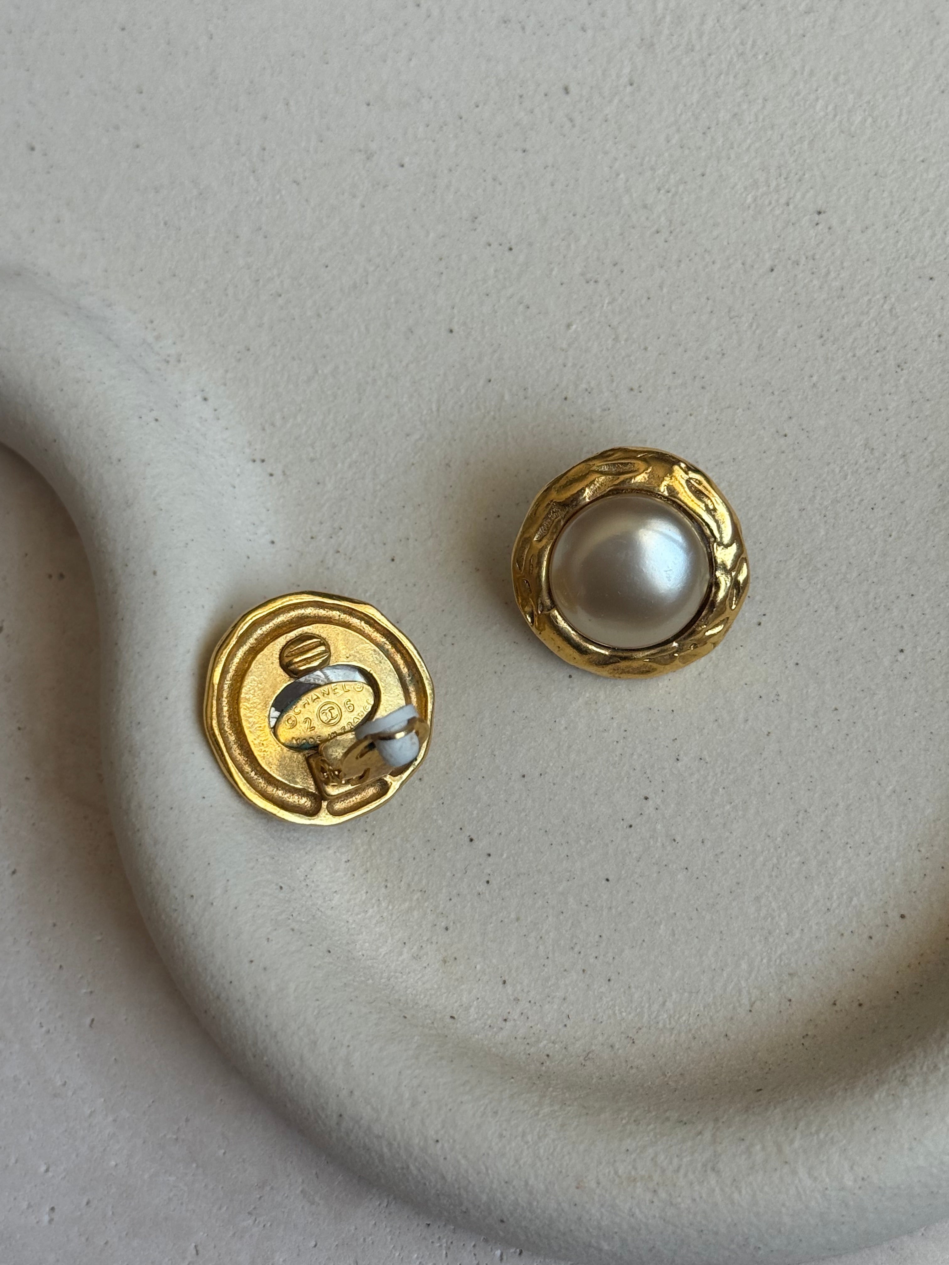 Pendientes Chanel vintage - Perlas de fantasía