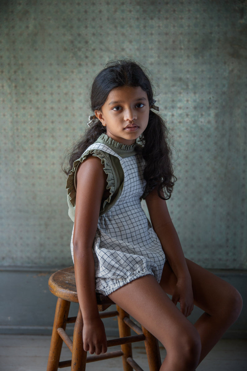 Romper Oona papel cuadriculado - Selección Soor Ploom para encontrar en amaetc.com, tienda conceptual ecológica para niños