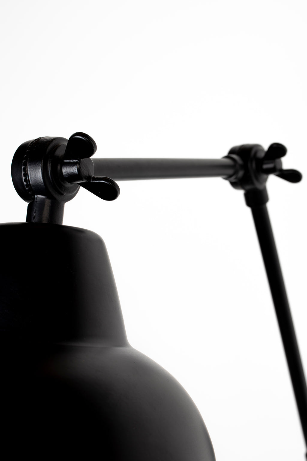 Xavi - Wall Light - Iron - Black