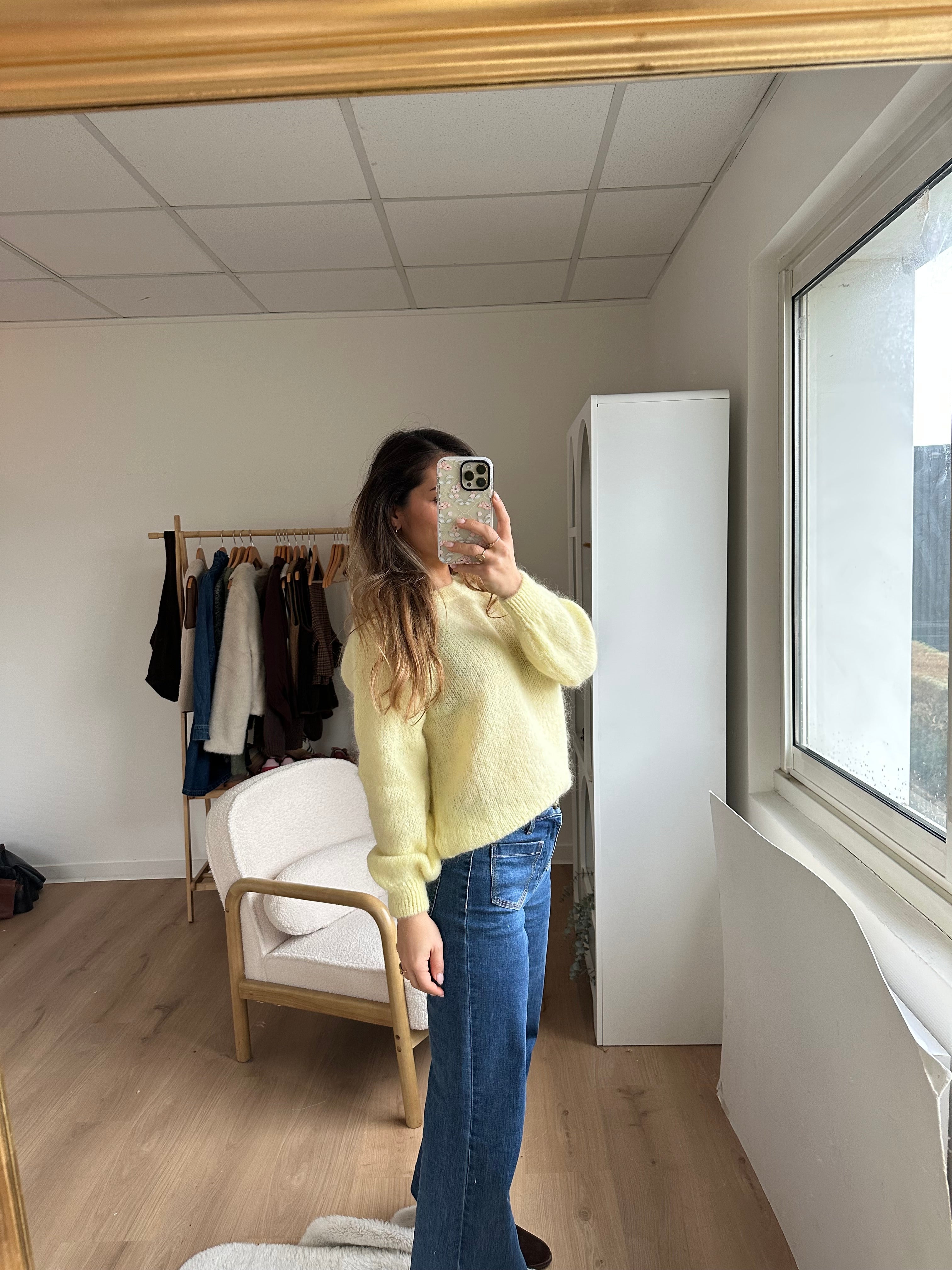 Pull Anna Jaune