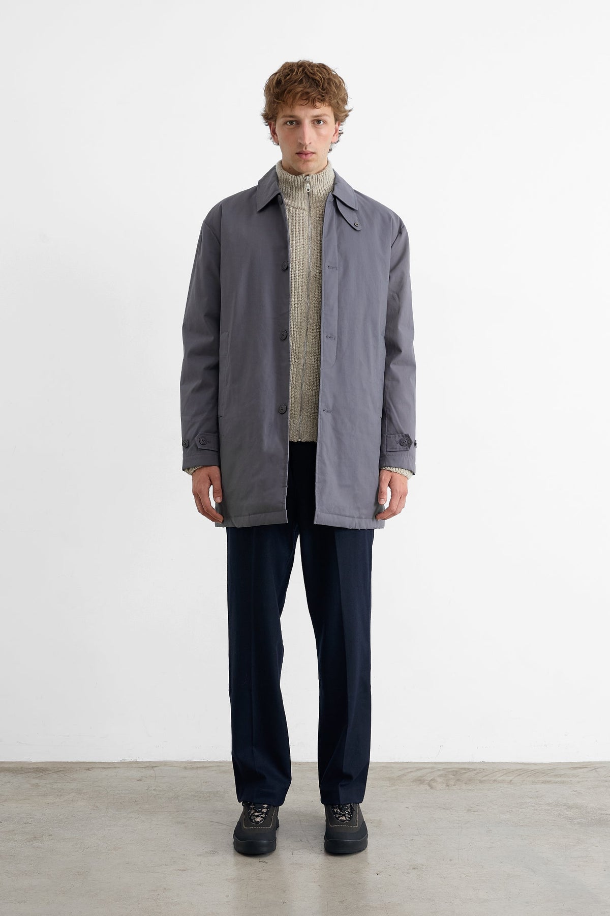 Trench Radio Grey
