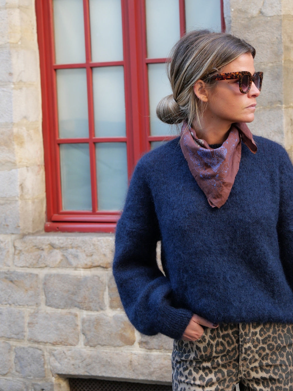 Georges Scarf Brown Pattern