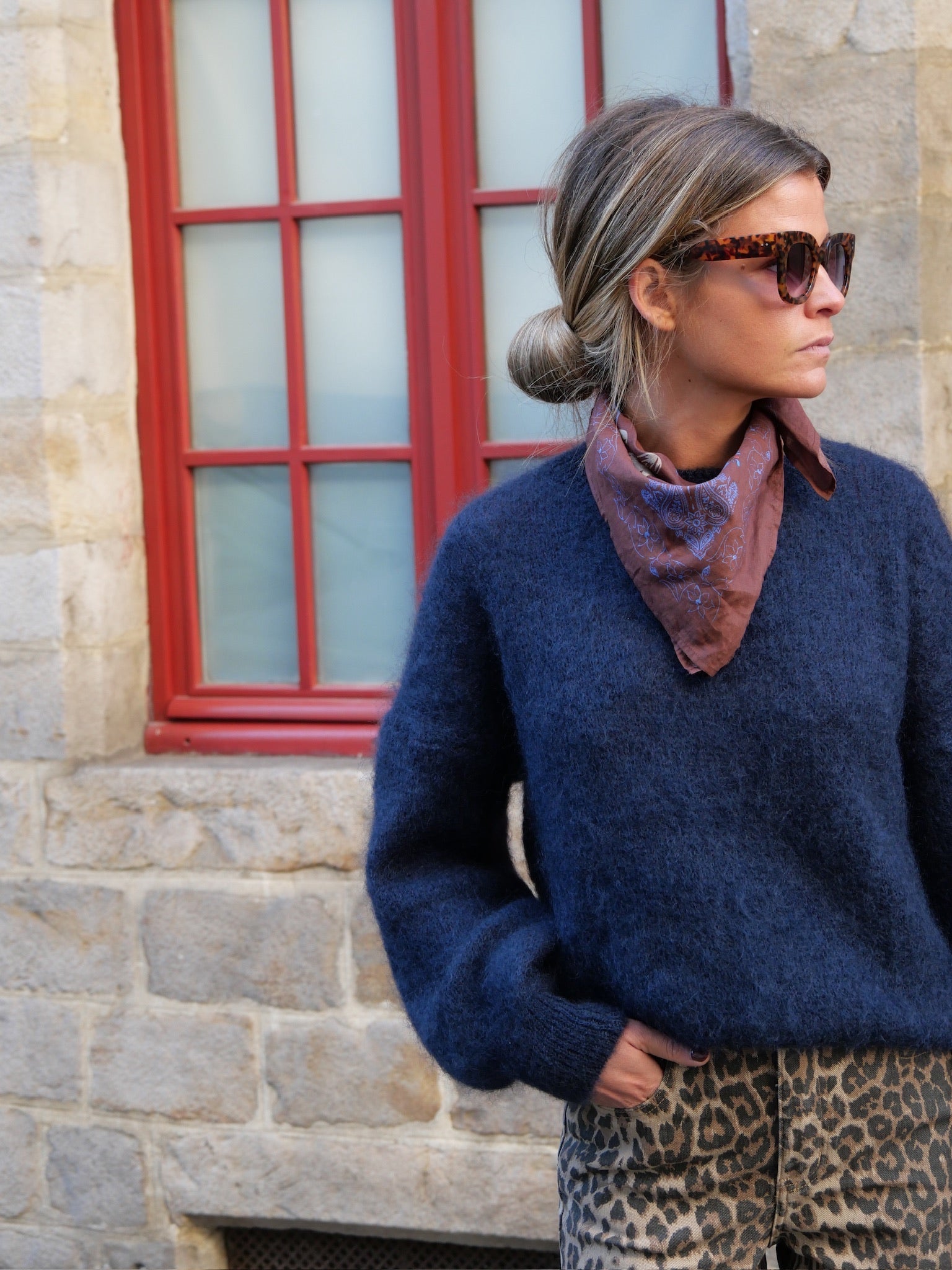 Georges Scarf Brown Pattern
