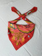 Foulard Hermès – Modèle Plumes Et Grelots