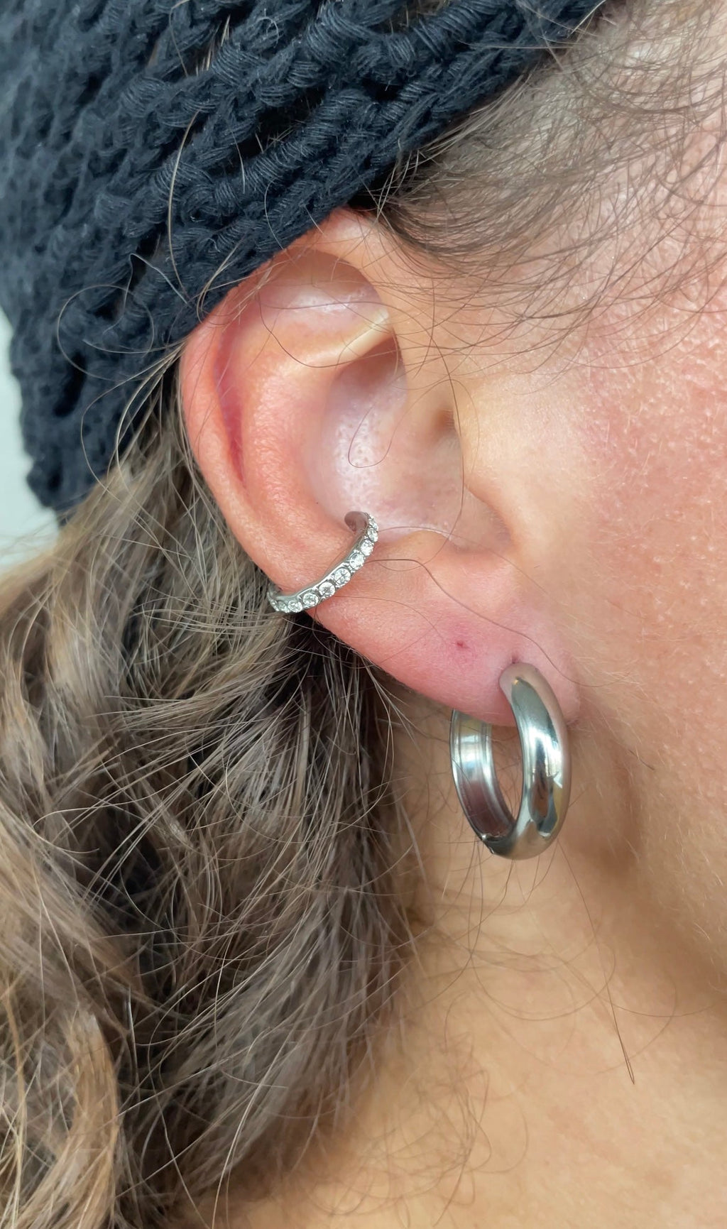 Earcuff Thin Gems