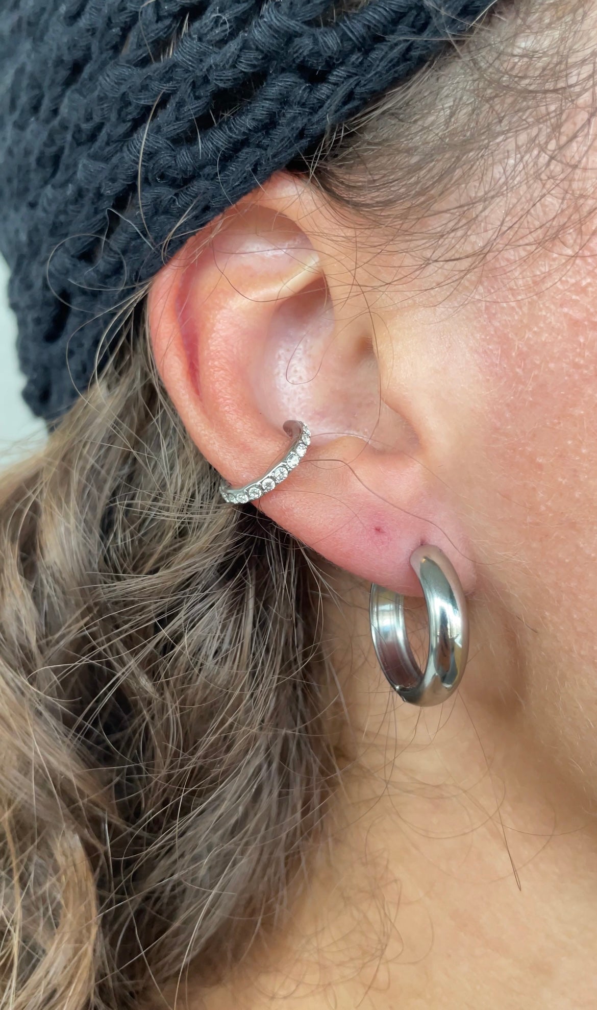 Earcuff Thin Gems