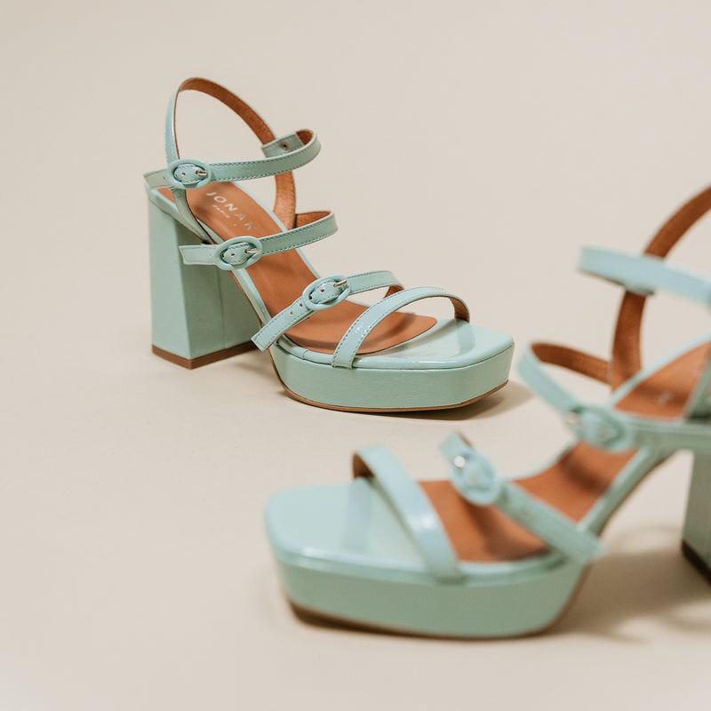 Jonak - Valens Vernis Plisse Sandals - Light turquoise