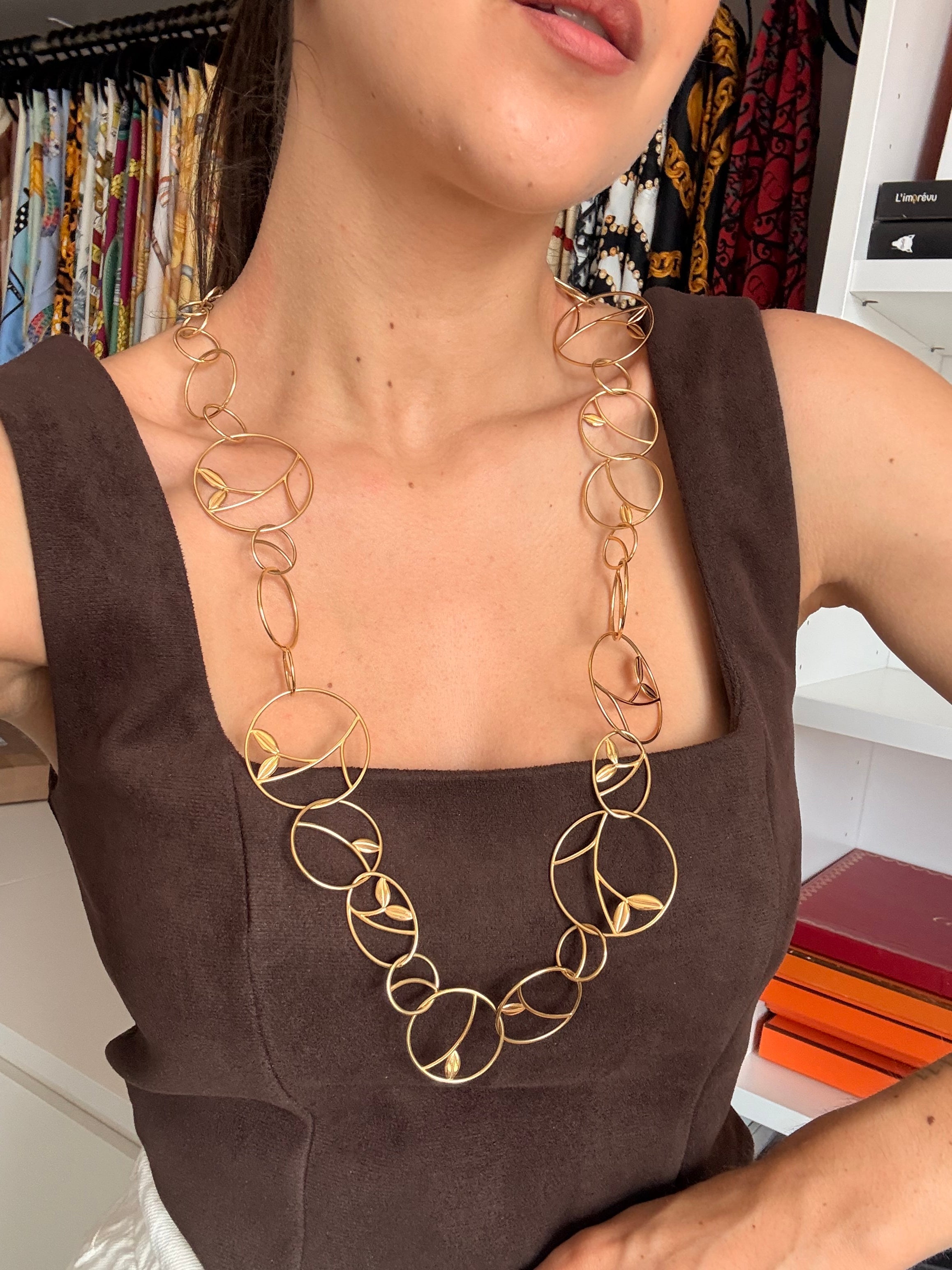 Collar Largo Kenzo Vintage - Eslabones Circulares y Hojas