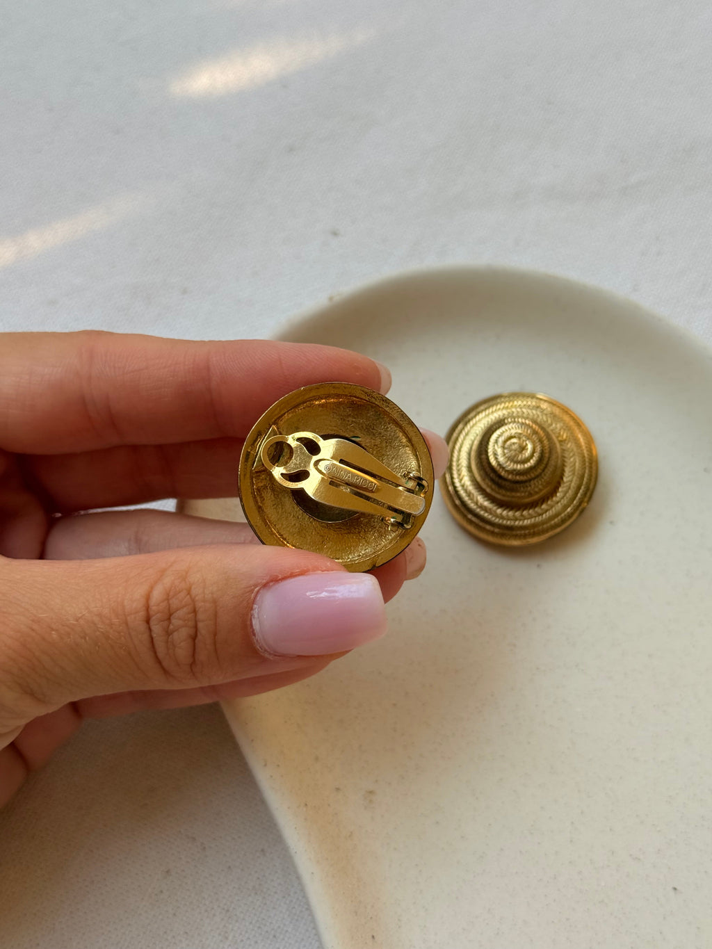 Pendientes Nina Ricci Vintage - Sombreros Dorados