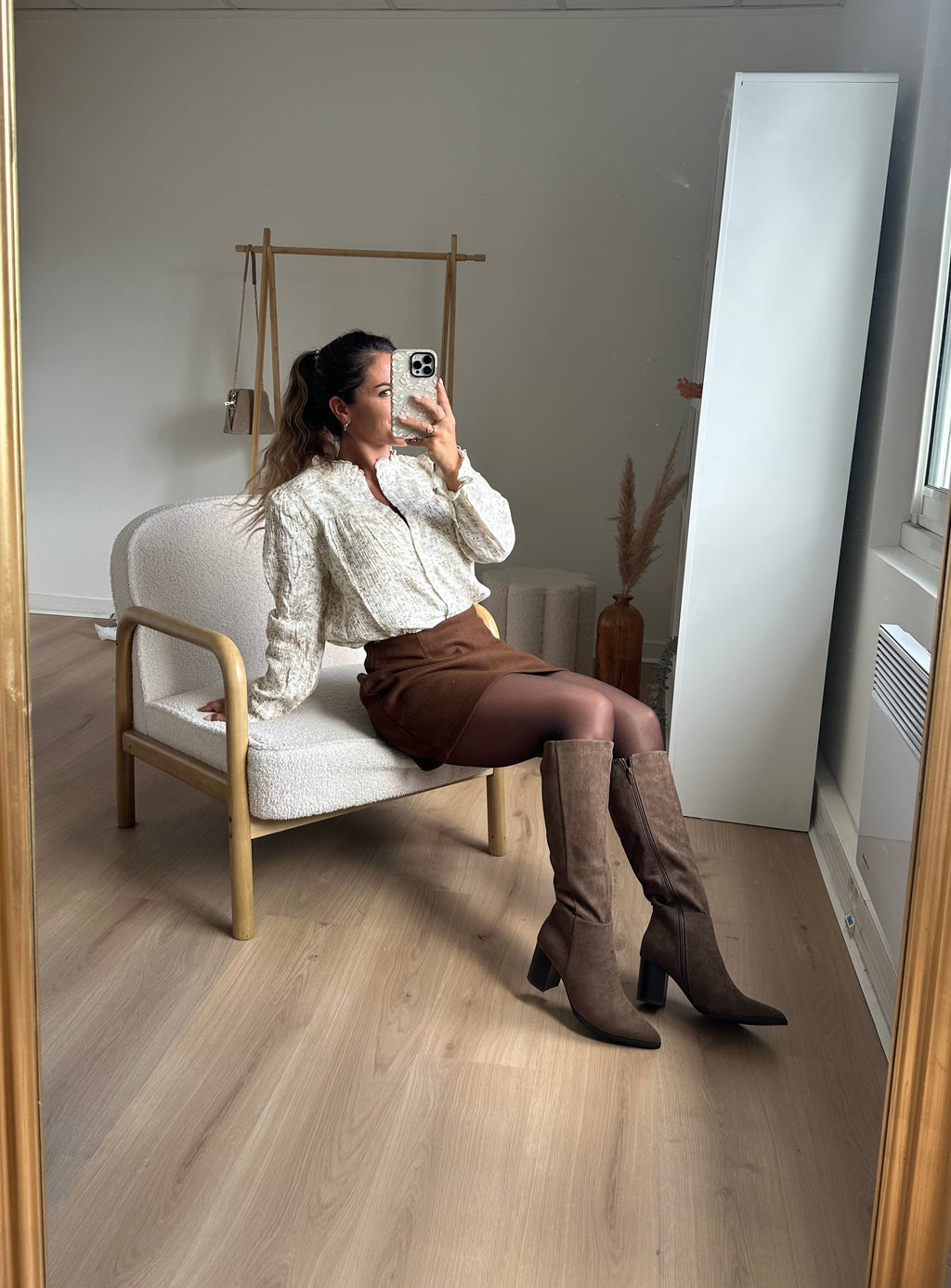 Léane taupe faux suede boots