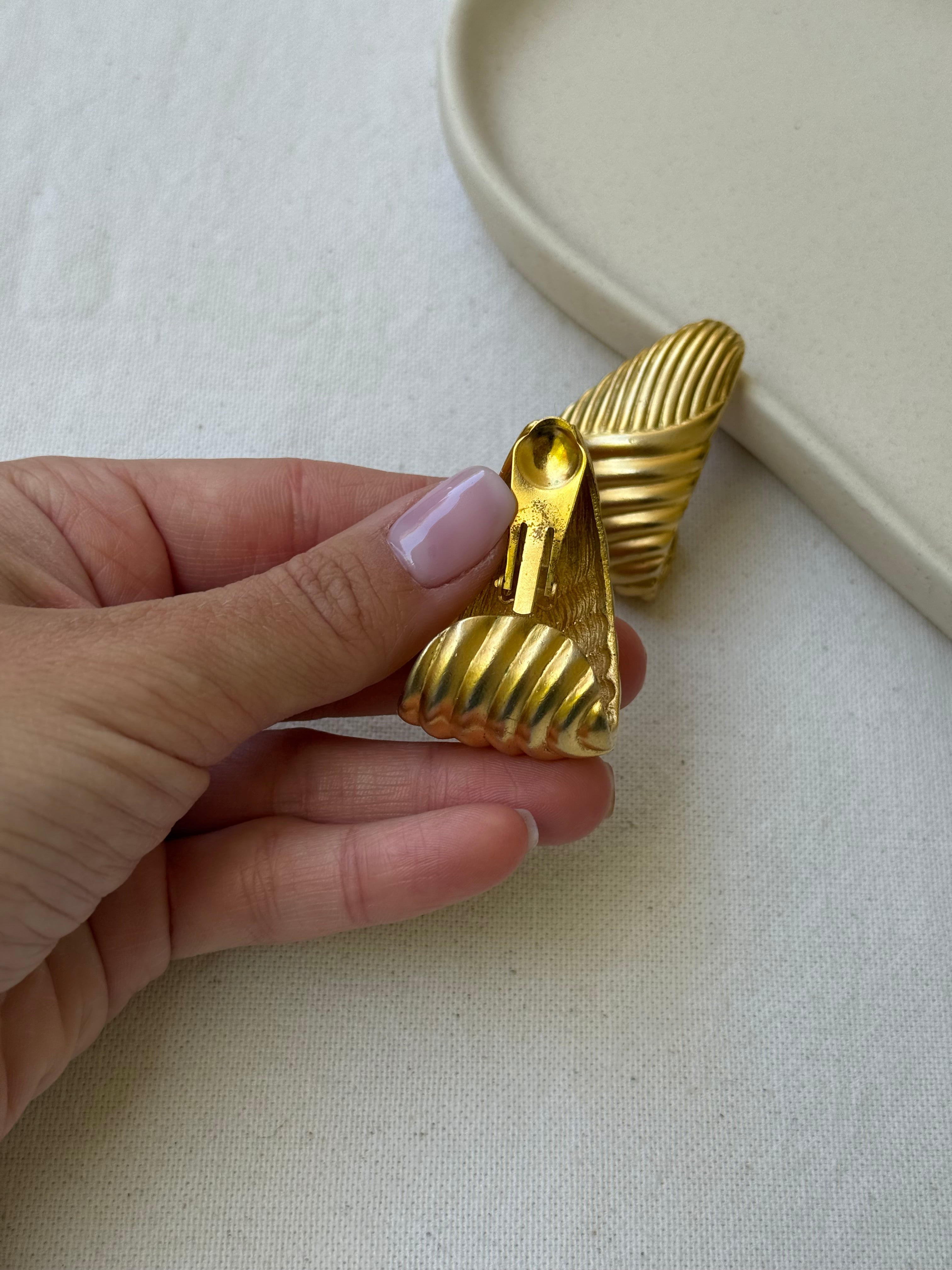 Pendientes Vintage - Diseño Trenzado Dorado