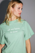 Camiseta de punto verde de algodón y modal de The Colette Collector
