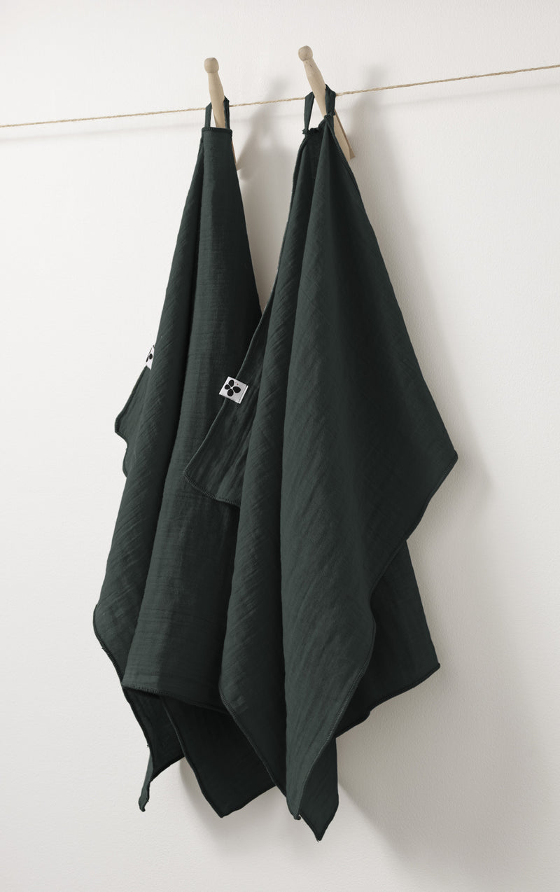Set of 2 Hand Towels - Double Gauze Plain Cotton - Gaia - Fir Tree