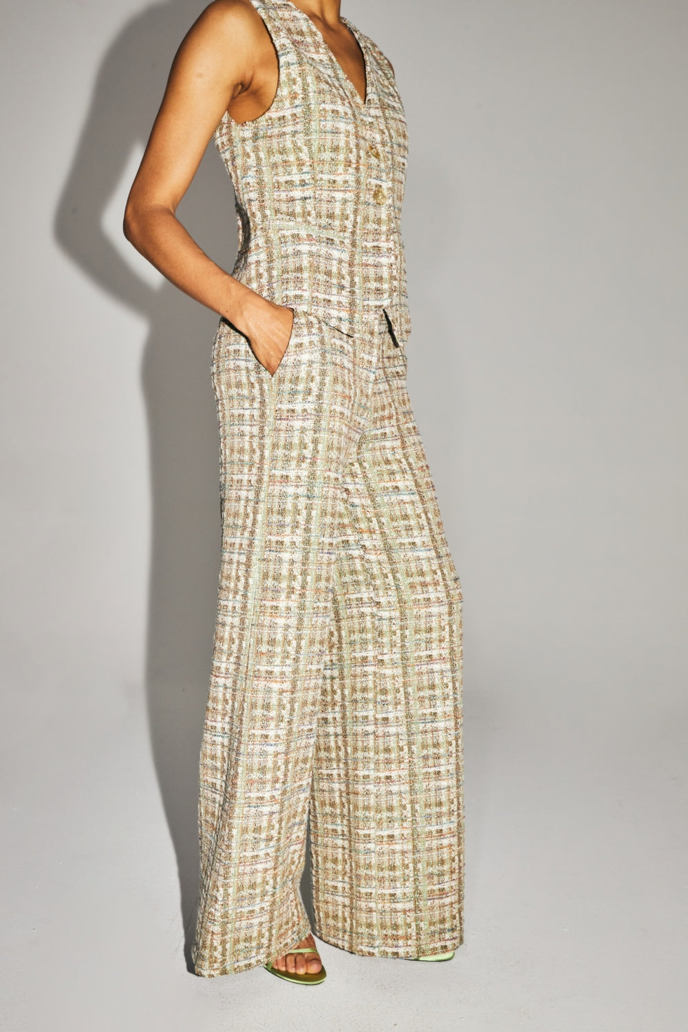 Los pantalones Charlie de tweed reciclado arcoíris