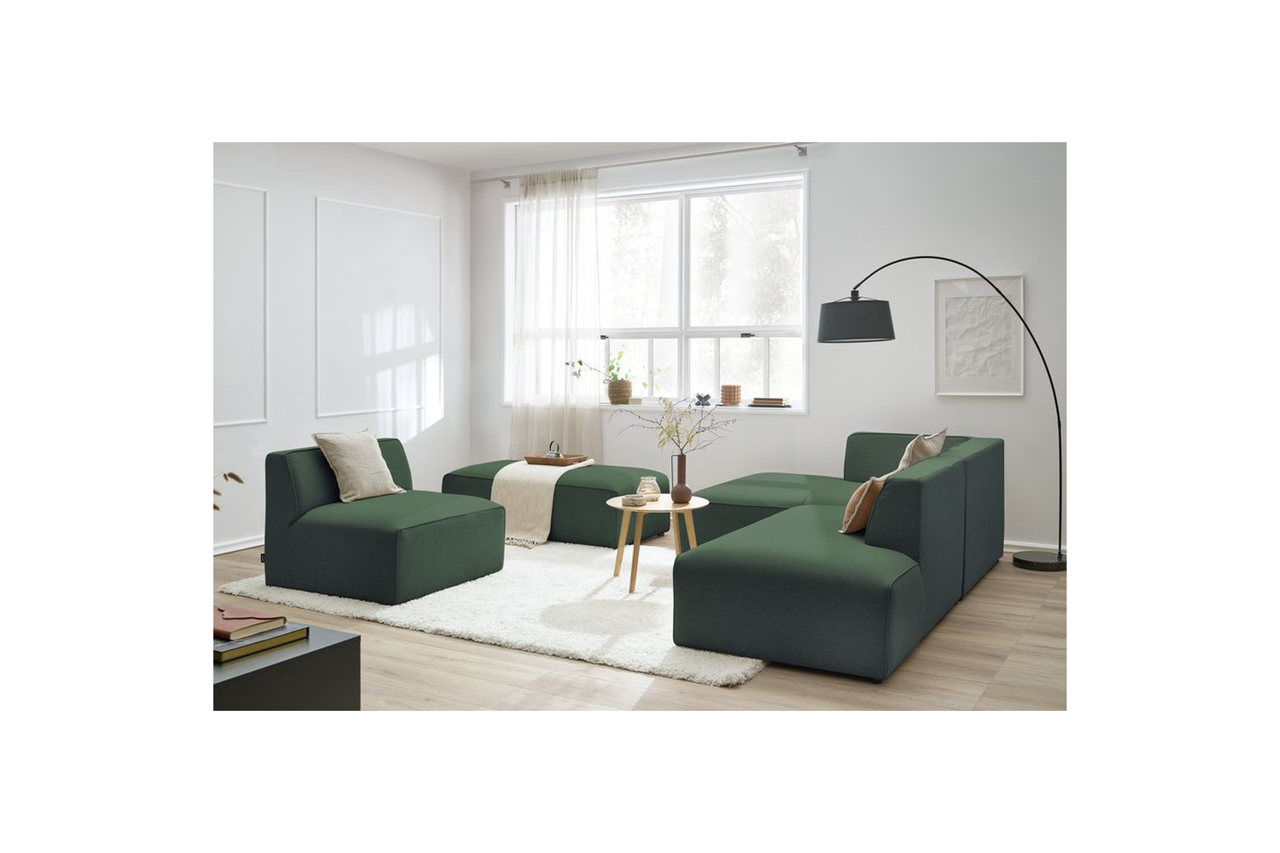 Megeve - Canapé D'Angle Fixe Modulable - Tissu Lisse Avec 1 Chauffeuse Et 1 Pouf - Angle Gauche