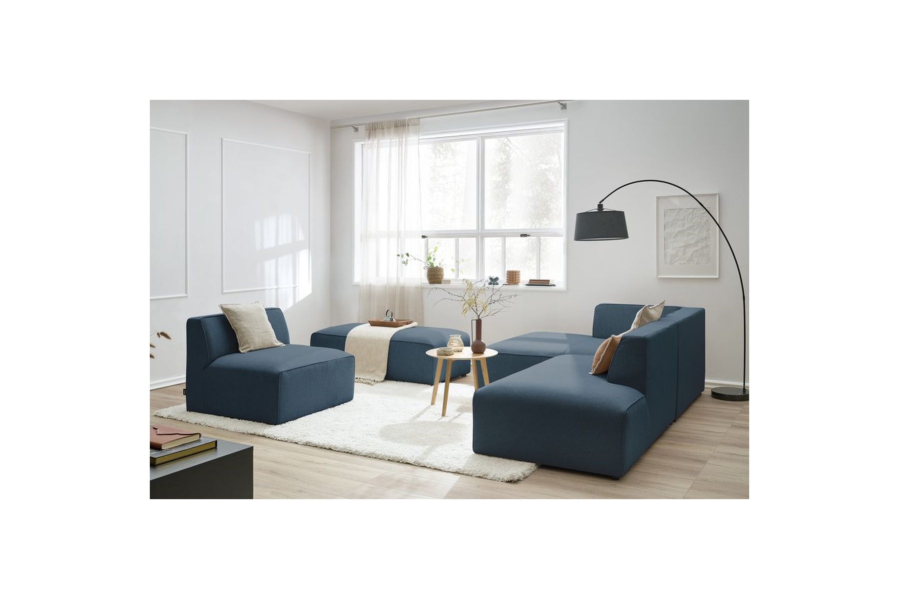 Megeve - Canapé D'Angle Fixe Modulable - Tissu Lisse Avec 1 Chauffeuse Et 1 Pouf - Angle Gauche
