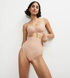 Tanga Triumph Shape Smart Highwaist String - Neutral Beige