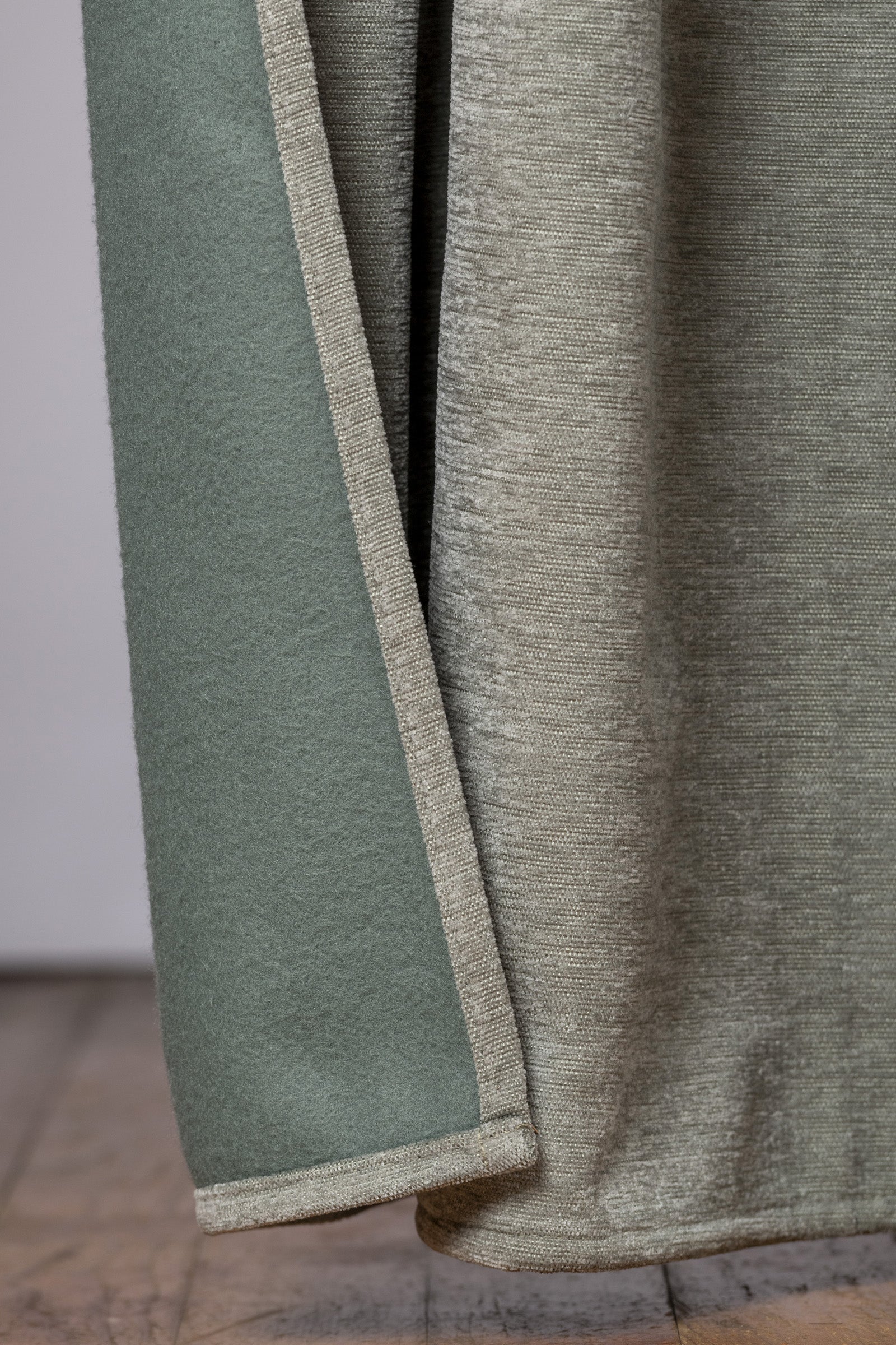 Curtain + 8 Eyelets - Osiris - Khaki