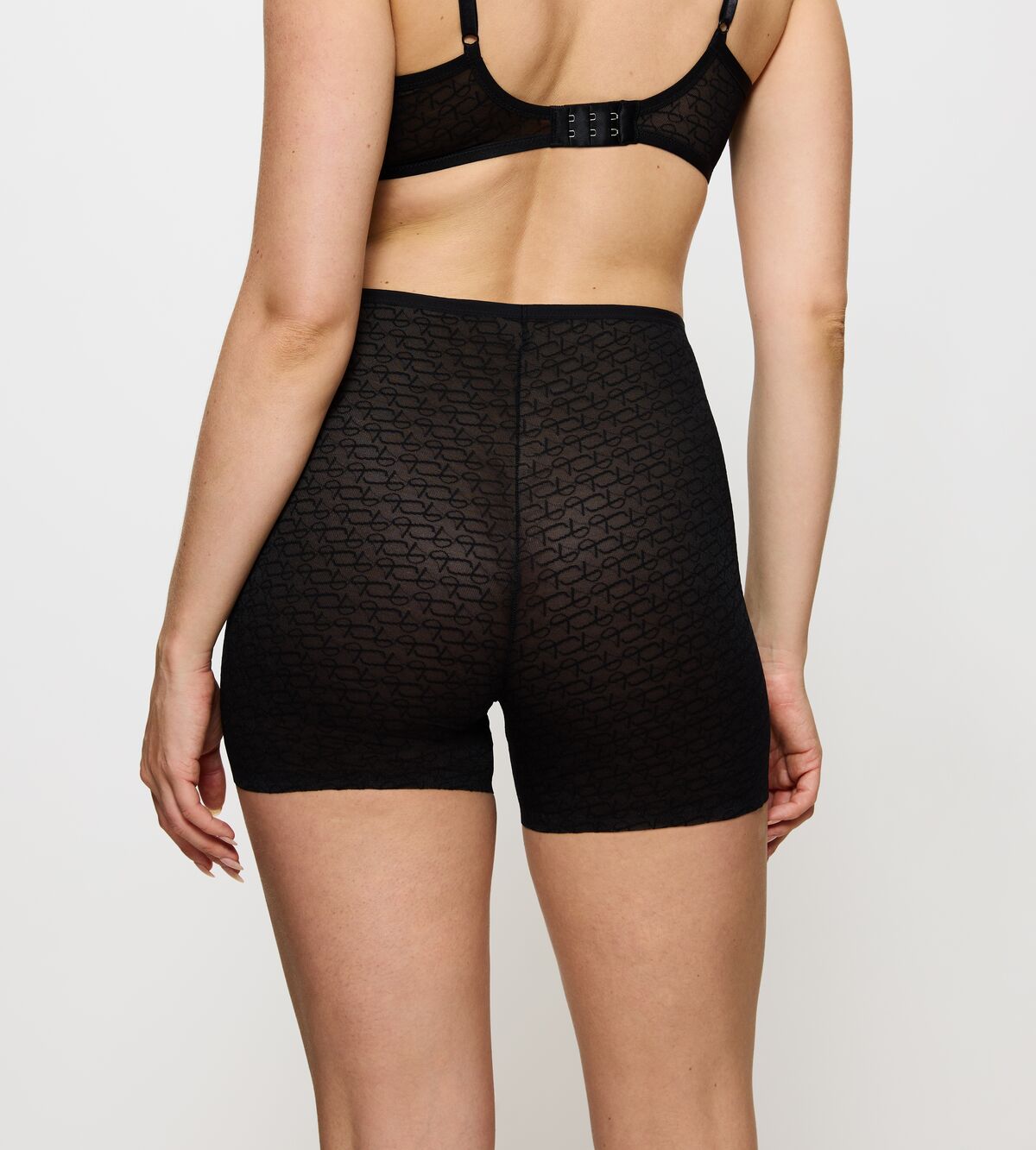 Triumph Signature Sheer Shorts Boyshort - Black