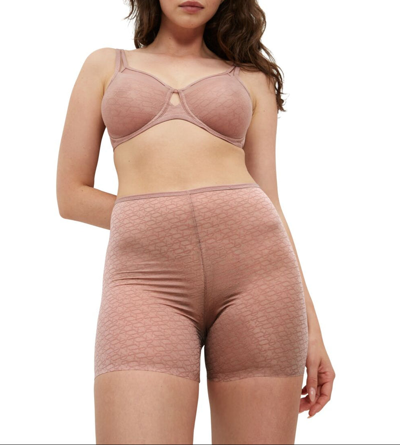 Shorty Couvrant Triumph Signature Sheer Shorts - Toasted Almond