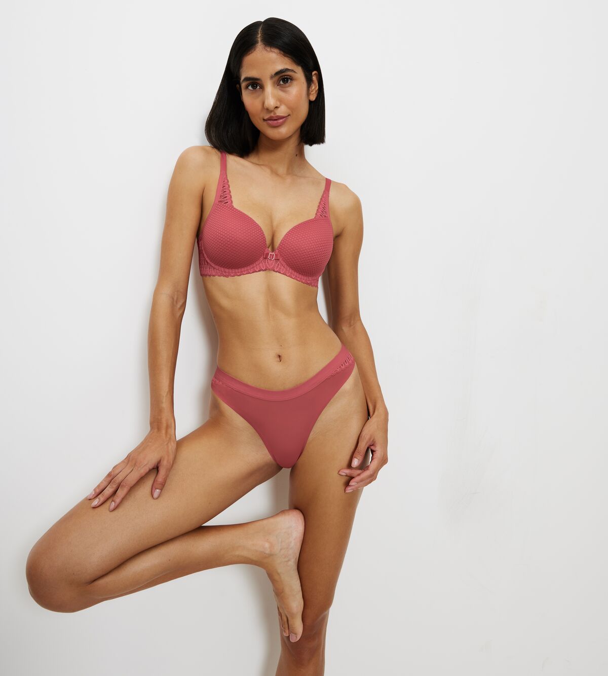Tanga Aura Spotlight T High Leg String - Strawberry Allure