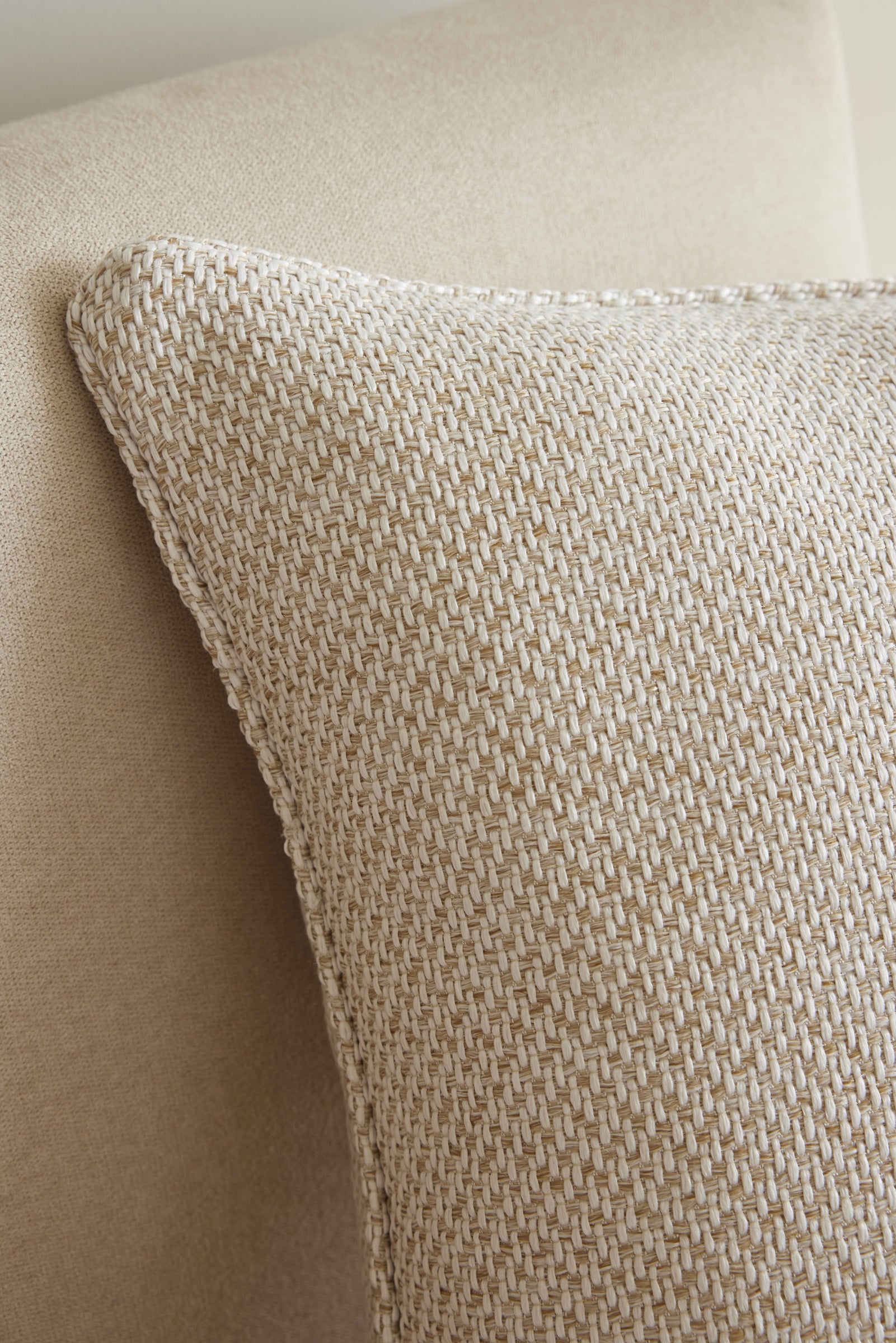 Removable Cushion Cover With Piping - Atlas - Sand