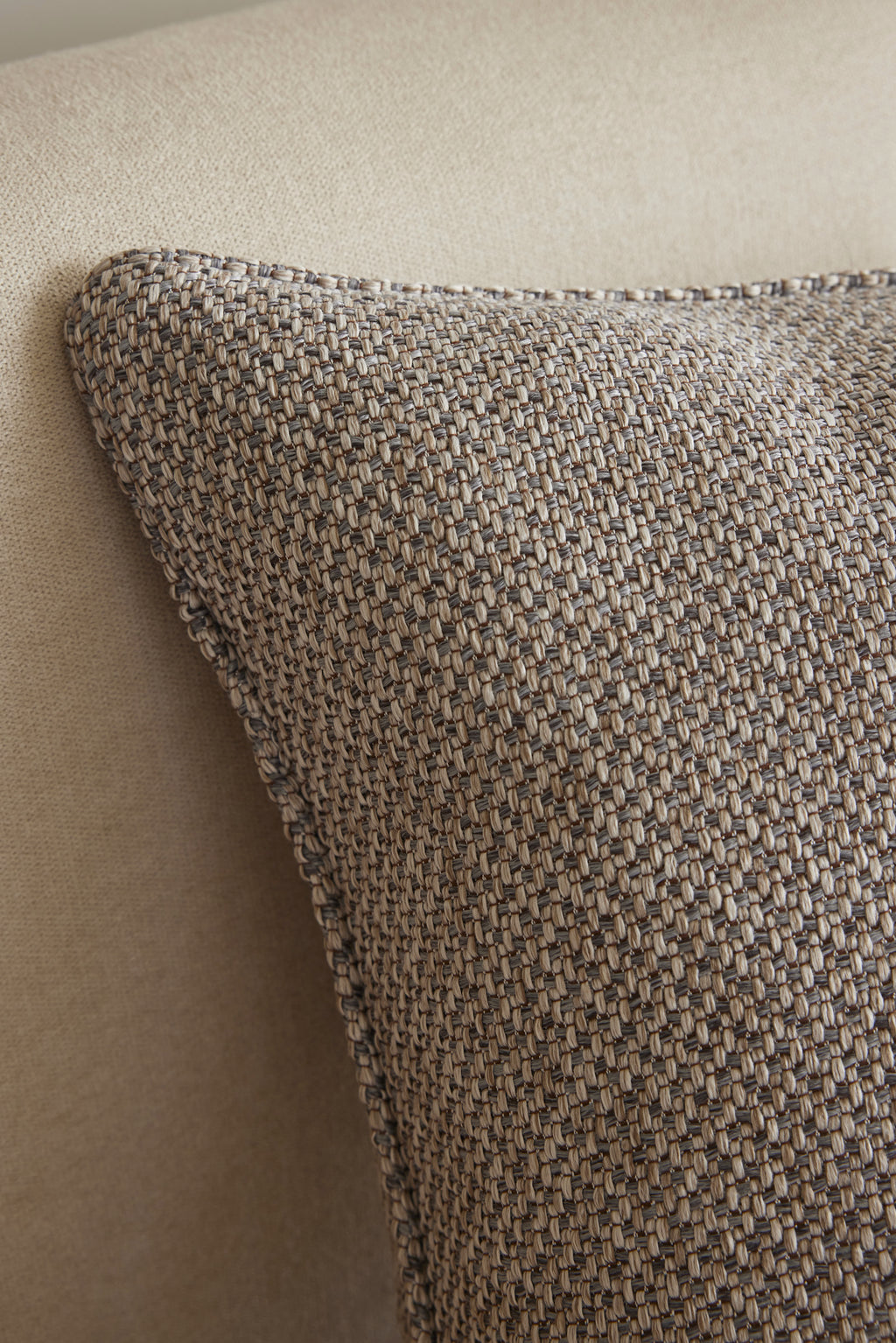 Removable Cushion Cover With Piping - Atlas - Pebble