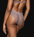 Braga Escotada Body Make-Up Illusion Lace Highleg Tai - Pigeon Grey