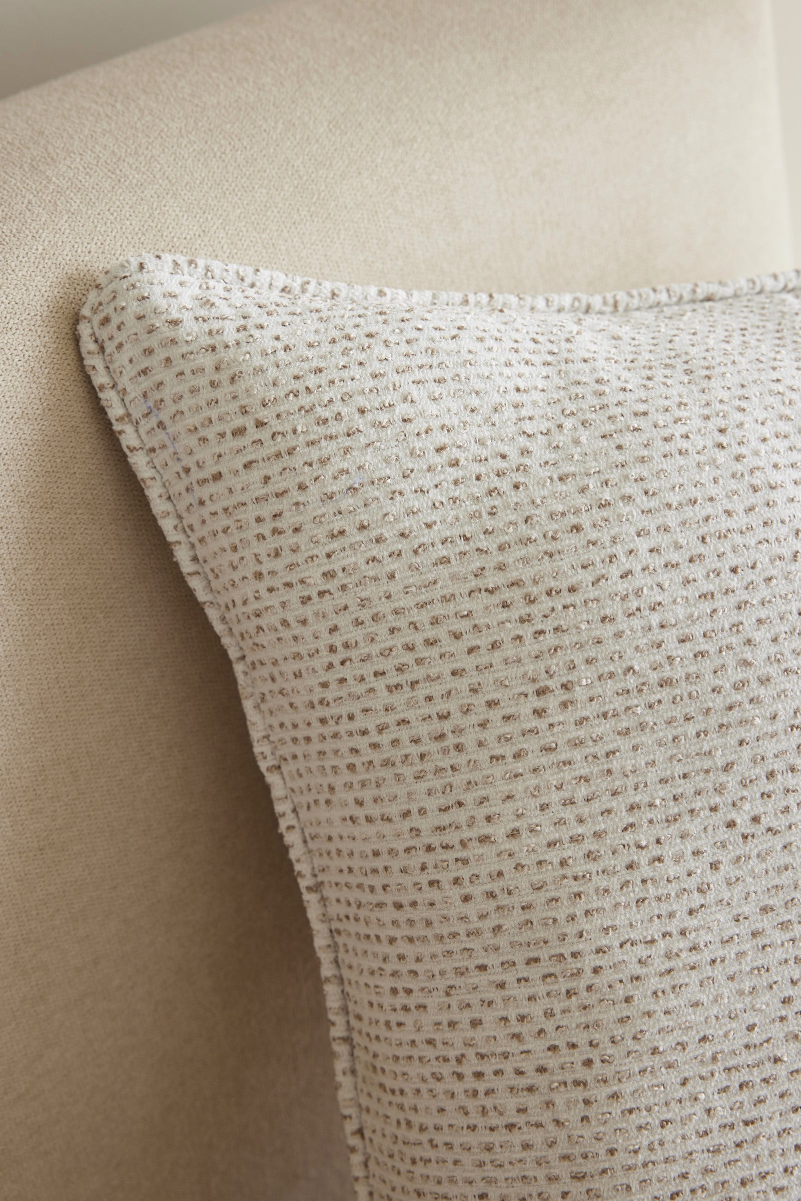 Removable Cushion Cover With Piping - Elios - Ivory