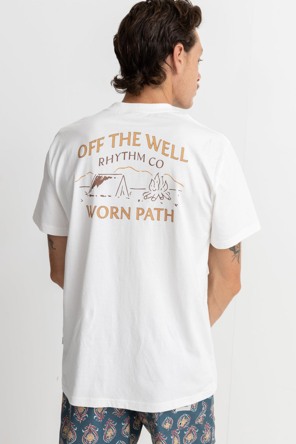 Camiseta Wilderness SS - Vintage White - Hombre