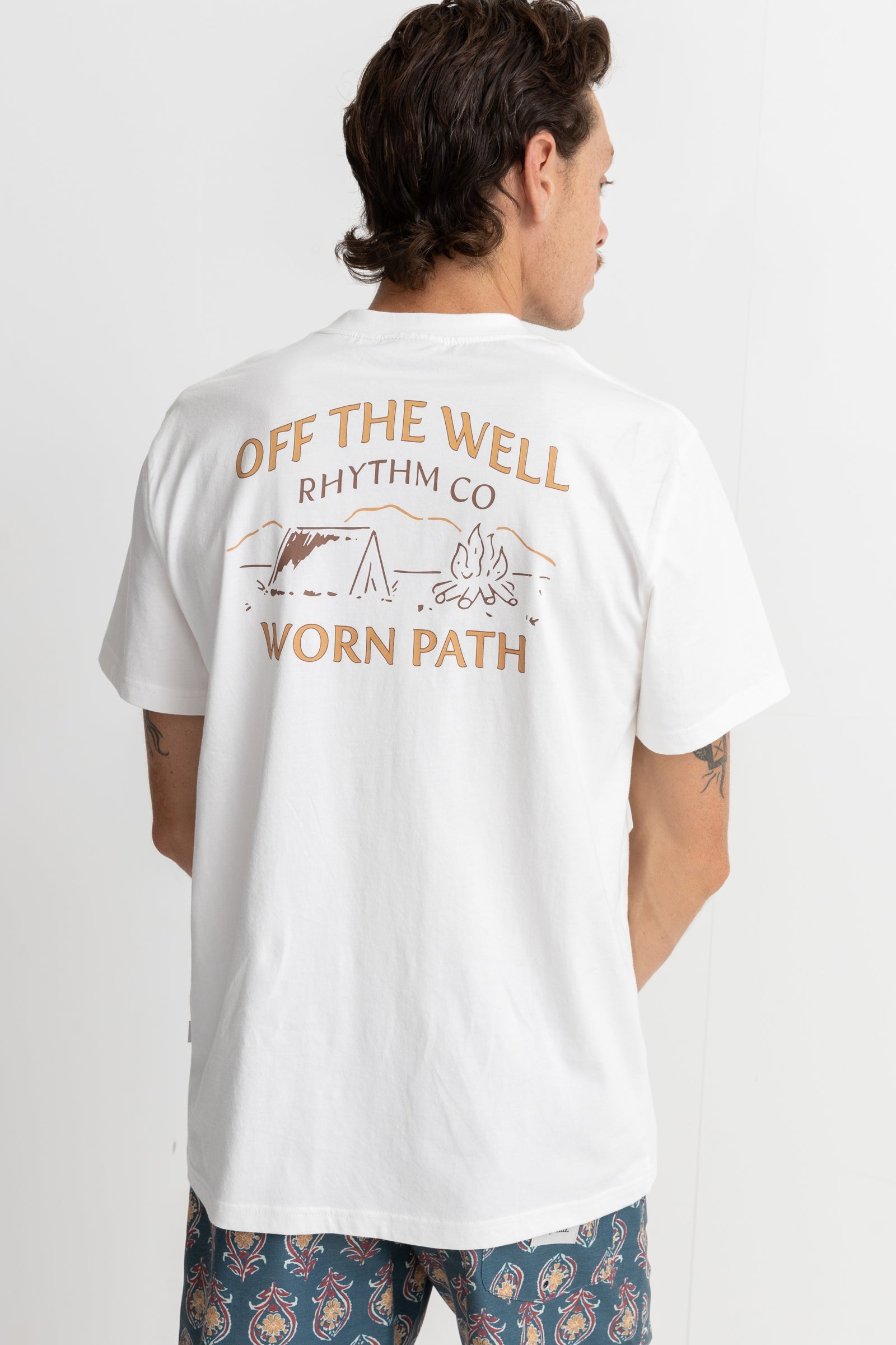 Camiseta Wilderness SS - Vintage White - Hombre