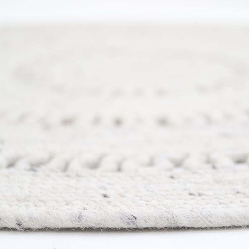 Tapis Laine Feutrée Rond Ajourée Bibek Naturel M