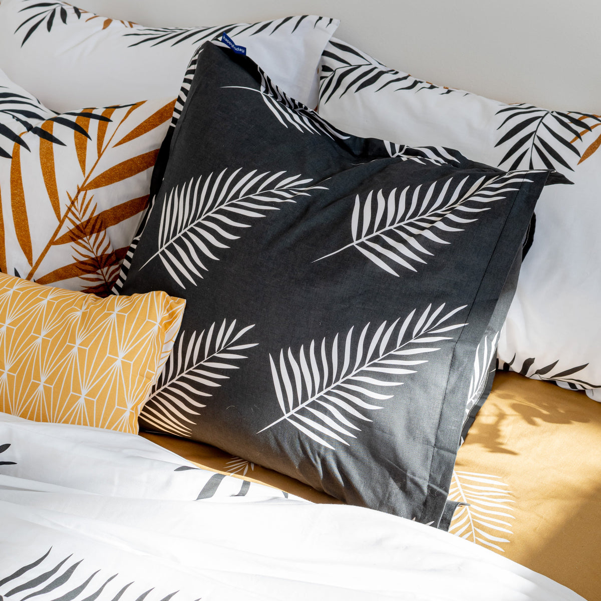 Foliage Cushion Cover - Multicolour