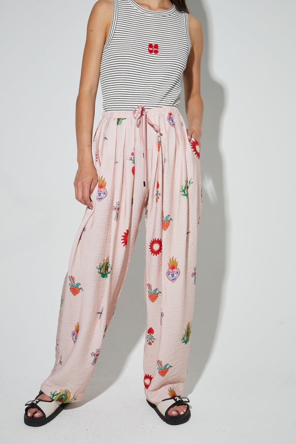 Pantalon Alma Imprimé Madone Fabriqué En Italie
