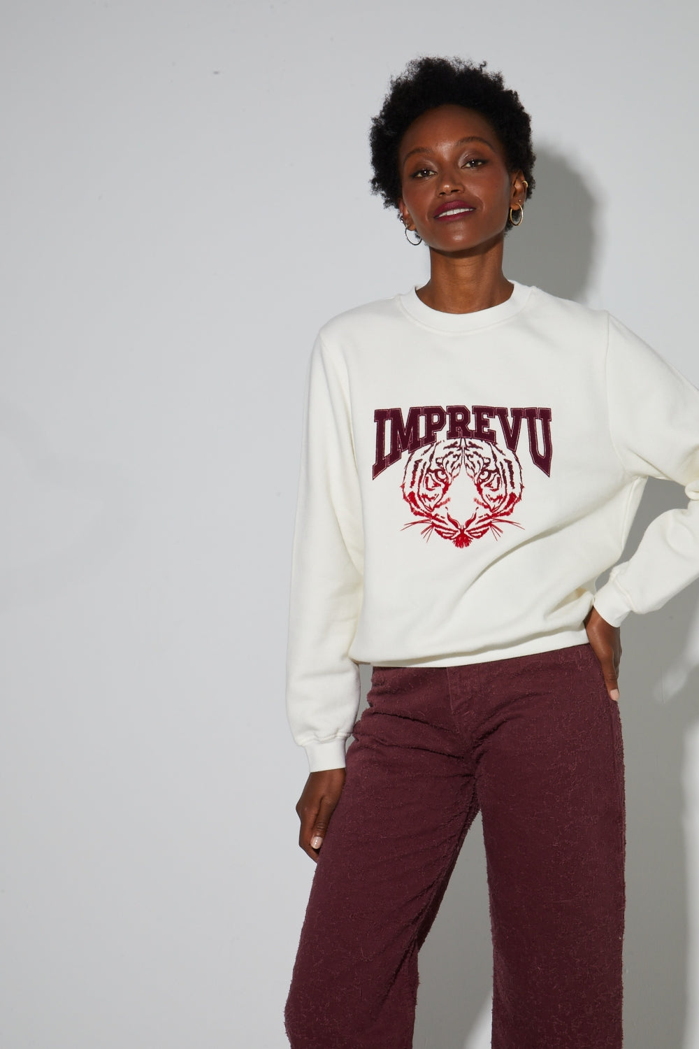 Le Sweatshirt Eddie Broderie Leo Black