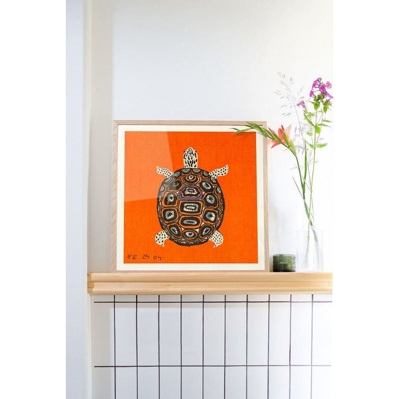 Enikő Eged - Tortuga Naranja