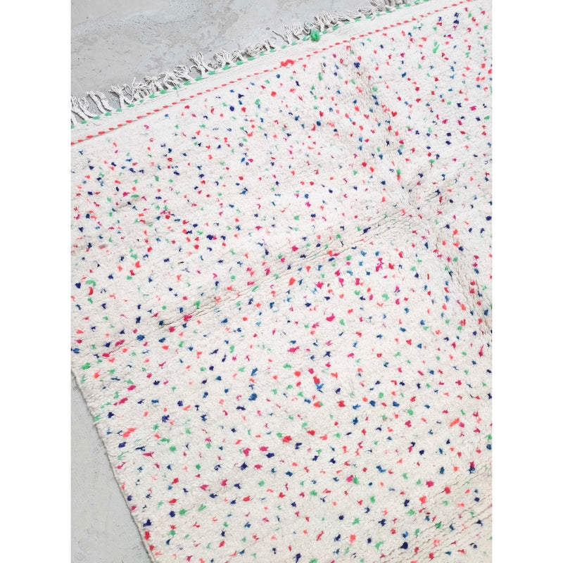 Tapis Berbère Marocain Beni Ouarain - Ecru À Pois Colorés