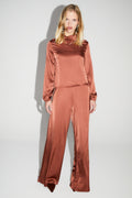 La Blouse Cléa Satin Viscose Strech Cognac Fabriquée En Italie