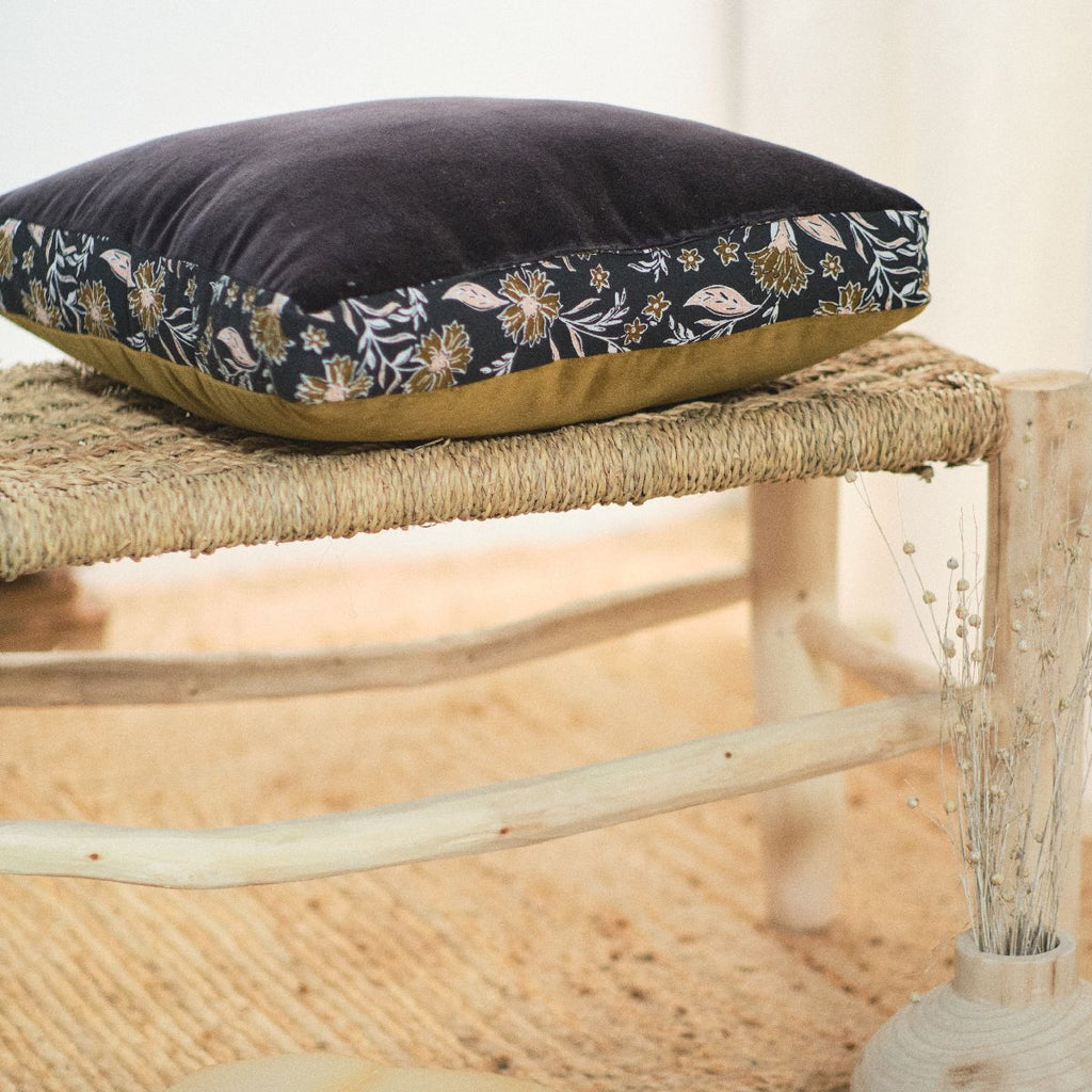 Indies - Cushion - Brown