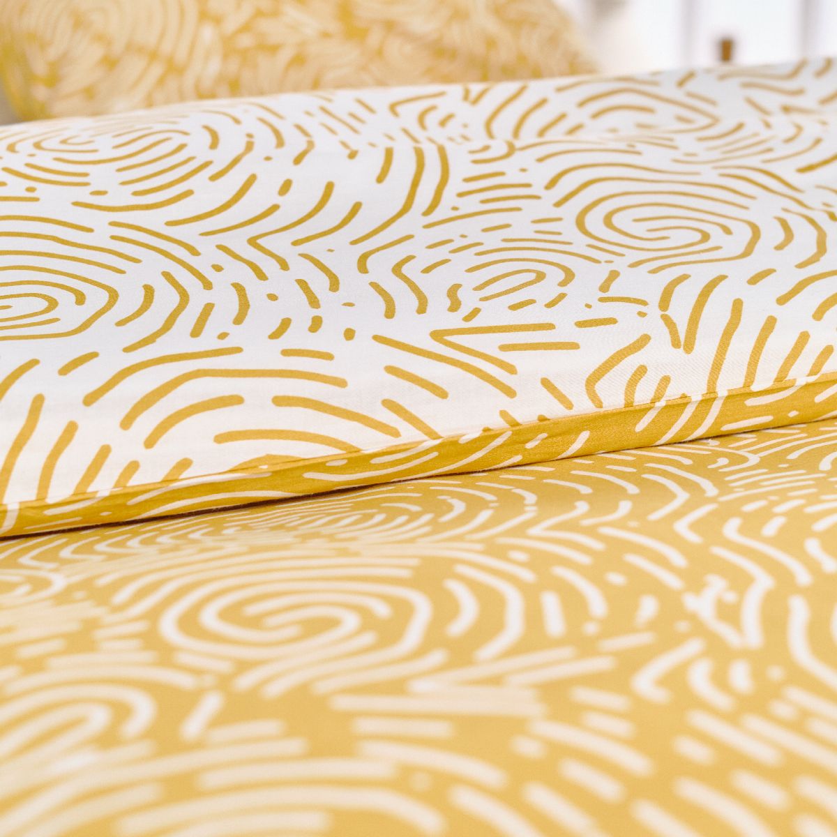 Sunshine - Bed Set Pattern 12.24 - Yellow