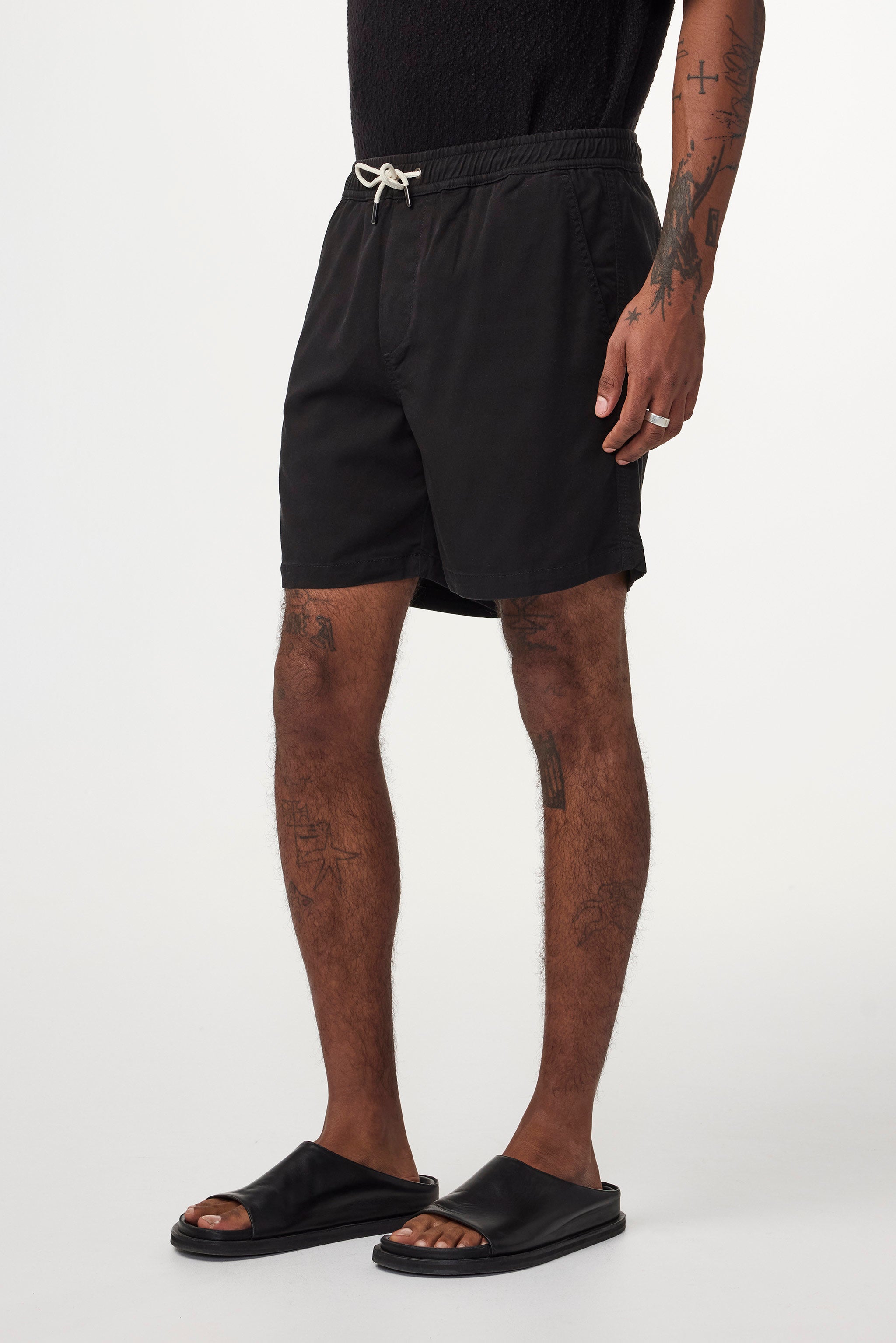 Short Gregor - Black